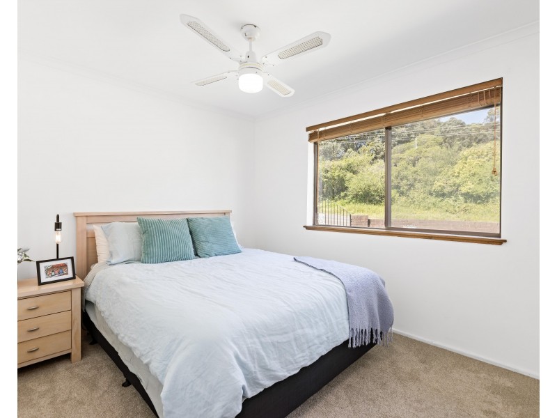 37 Hillside Drive, Berkeley Vale NSW 2261