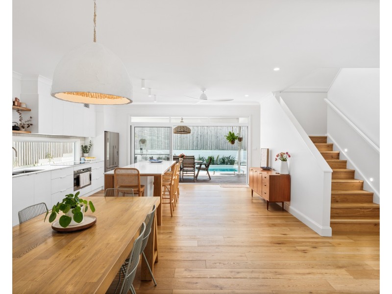 20a Frederick Street, Point Frederick NSW 2250