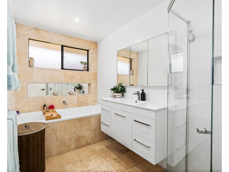 28 Parry Avenue, Terrigal NSW 2260