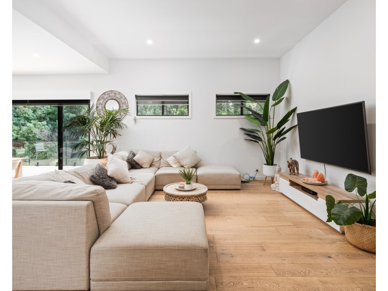 36 Cassinia Close, Lisarow NSW 2250