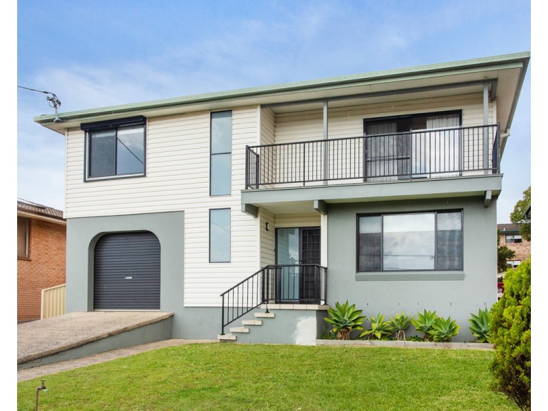 10 Hillcrest Avenue, Bateau Bay NSW 2261