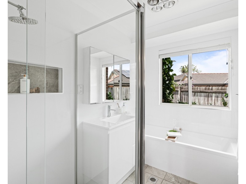 8 Graham Place, Kariong NSW 2250