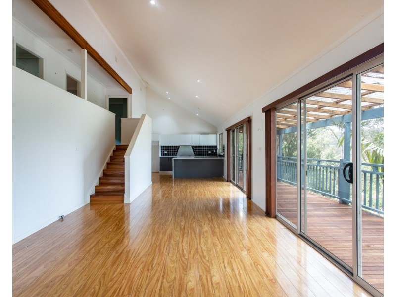 10 Moxham Street, Wyoming NSW 2250