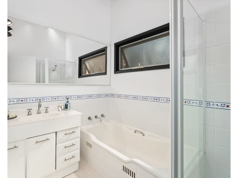 62 Mangrove Road, Narara NSW 2250