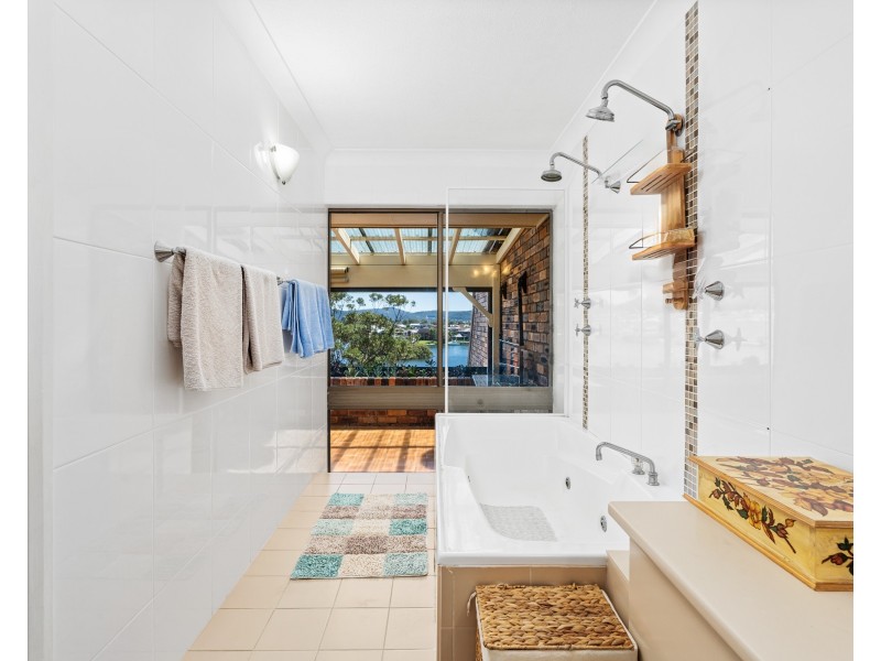 6/31 Empire Bay Drive, Daleys Point NSW 2257