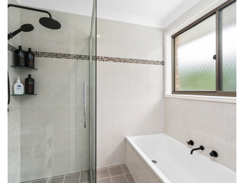 9 Research Road, Narara NSW 2250