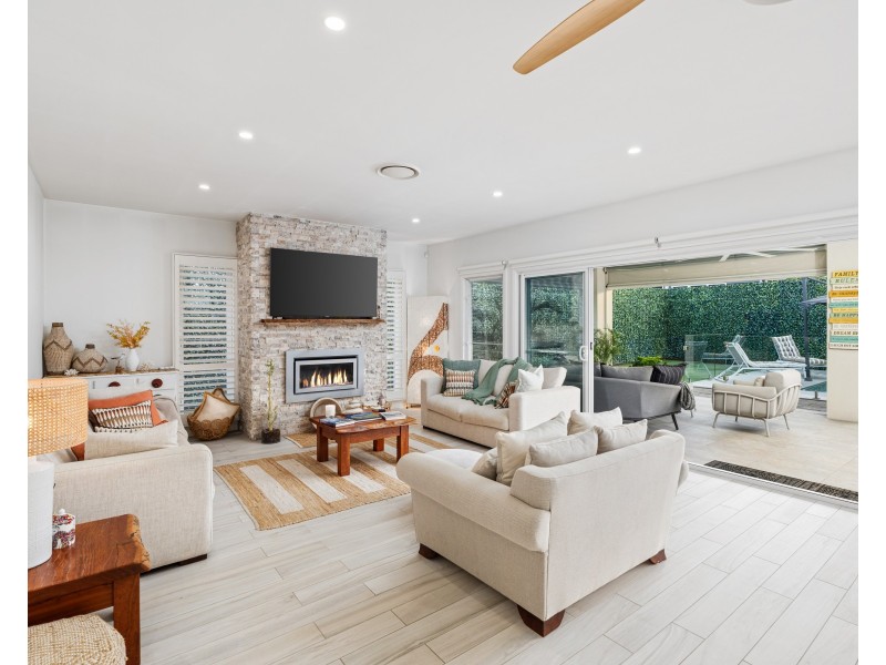 5 Harbour Street, Bateau Bay NSW 2261