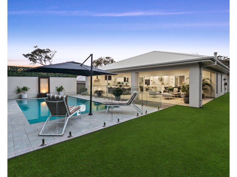 5 Harbour Street, Bateau Bay NSW 2261