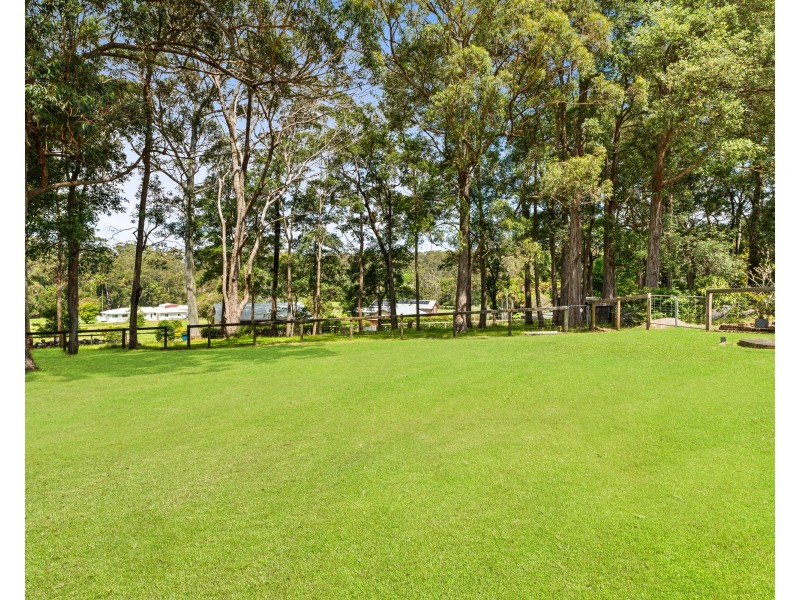 16 Stimsons Lane, Tumbi Umbi NSW 2261