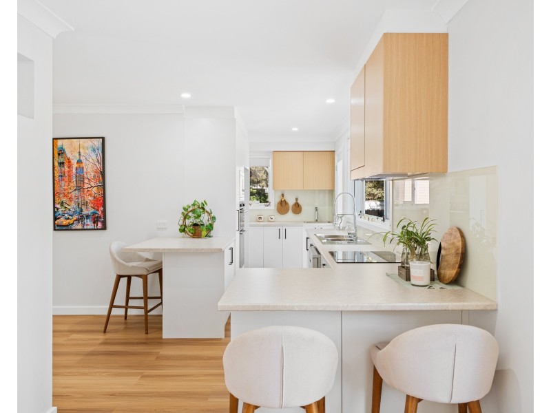 16 Balfour Close, Springfield NSW 2250