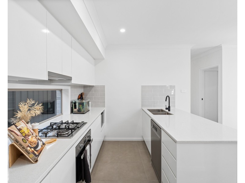 27 Kamira Road, Wadalba NSW 2259