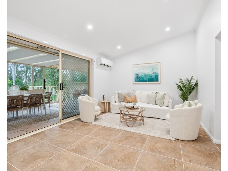 14 Valley View Road, Wyoming NSW 2250