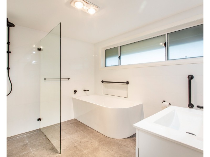 21 Belina Avenue, Wyoming NSW 2250