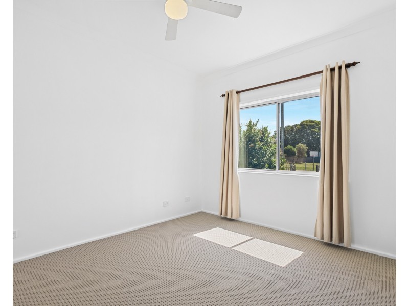 10 Angler Street, Woy Woy NSW 2256