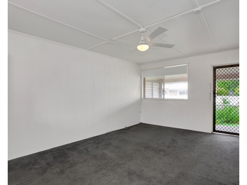 2/93 Hutton Road, The Entrance North NSW 2261