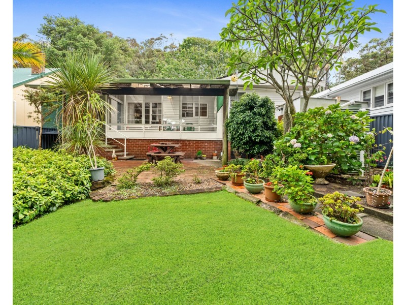 26 Bellevue Crescent, North Avoca NSW 2260