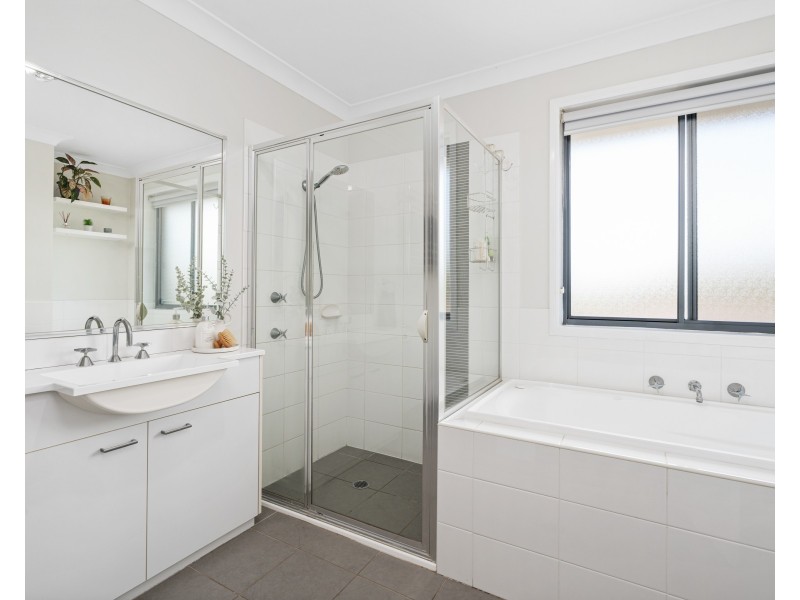 63a Deane Street, Narara NSW 2250