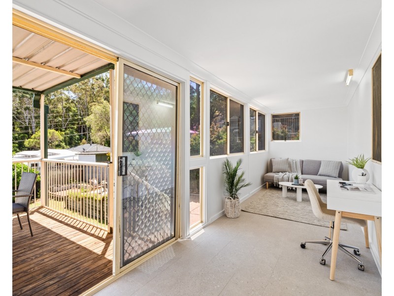 5 River Street, Springfield NSW 2250