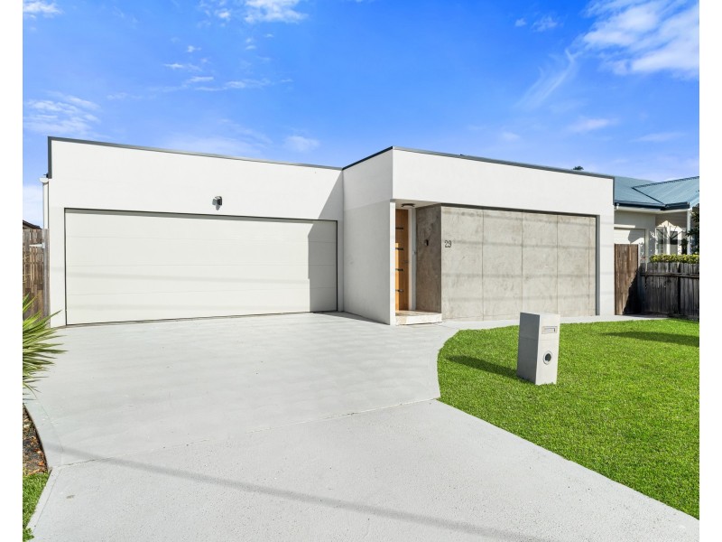 29 Manly Parade, The Entrance North NSW 2261