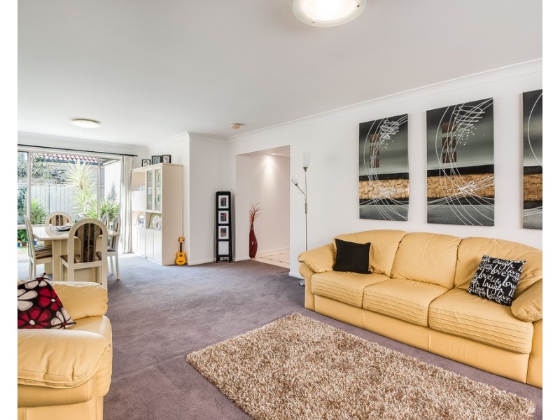 10 Woolybutt Crescent, Erina NSW 2250