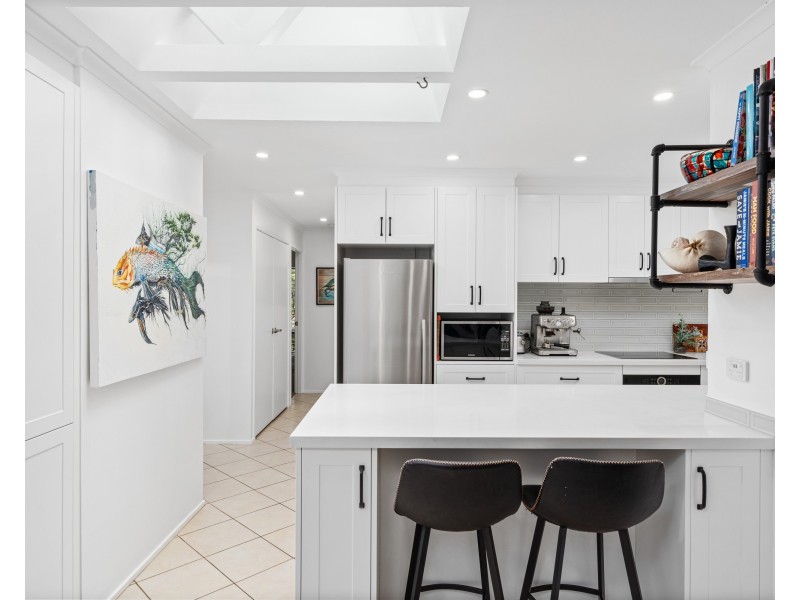 26 Calantha Drive, Wyoming NSW 2250