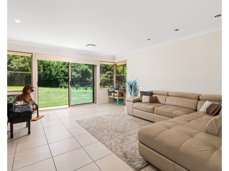 68 Dog Trap Road, Ourimbah NSW 2258