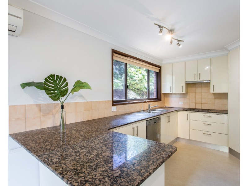 18 Darryl Road, Wyoming NSW 2250