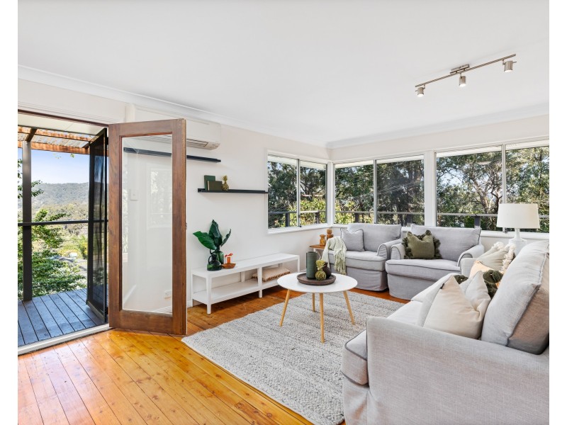 31 Adam Street, Narara NSW 2250