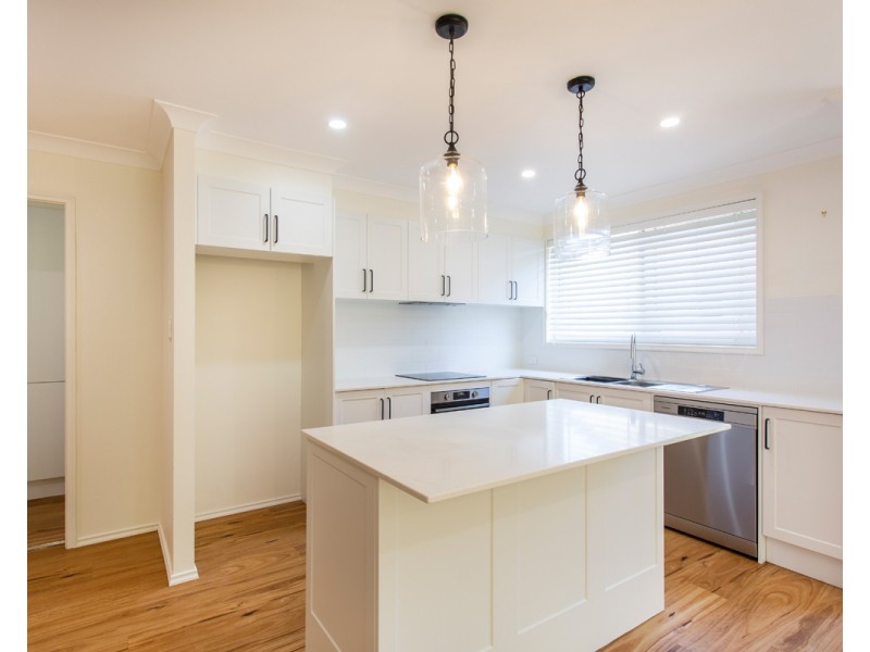 1/26 Robinia Parade, Springfield NSW 2250