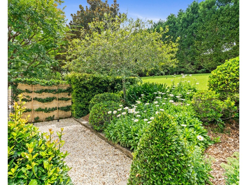 1 Blaxland Court, Terrigal NSW 2260