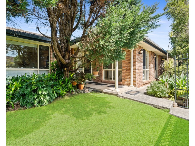 16 Arrawarra Street, Narara NSW 2250