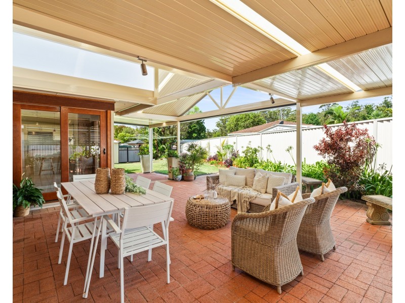 16 Arrawarra Street, Narara NSW 2250