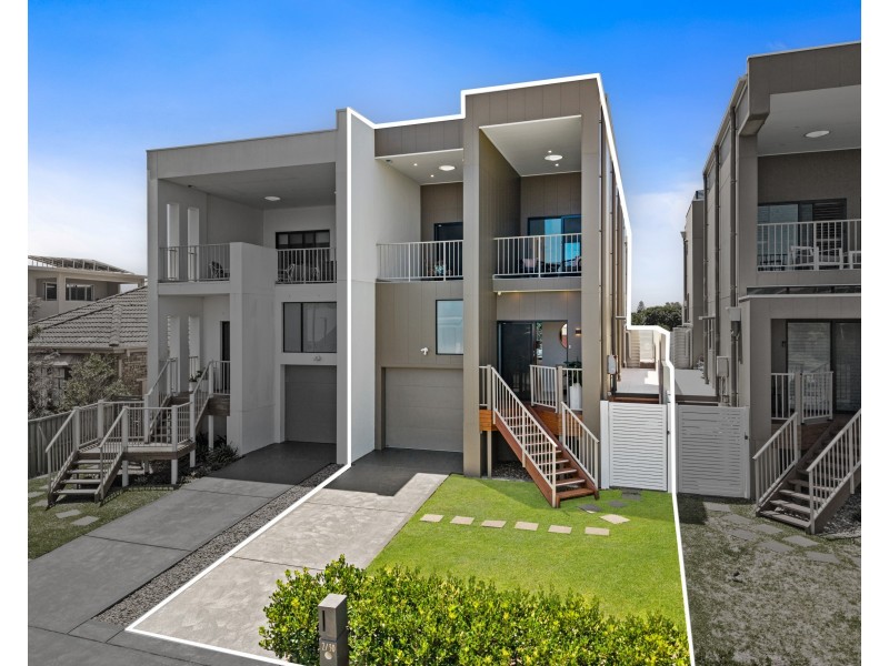 2/30 Stewart Street, The Entrance North NSW 2261