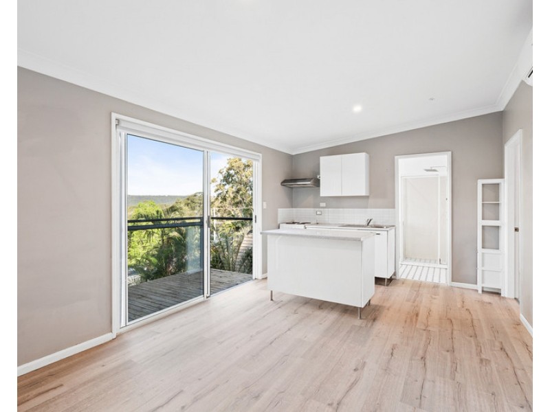 35 & 35a Alison Road, Springfield NSW 2250