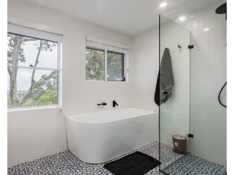 52 Berne Street, Bateau Bay NSW 2261