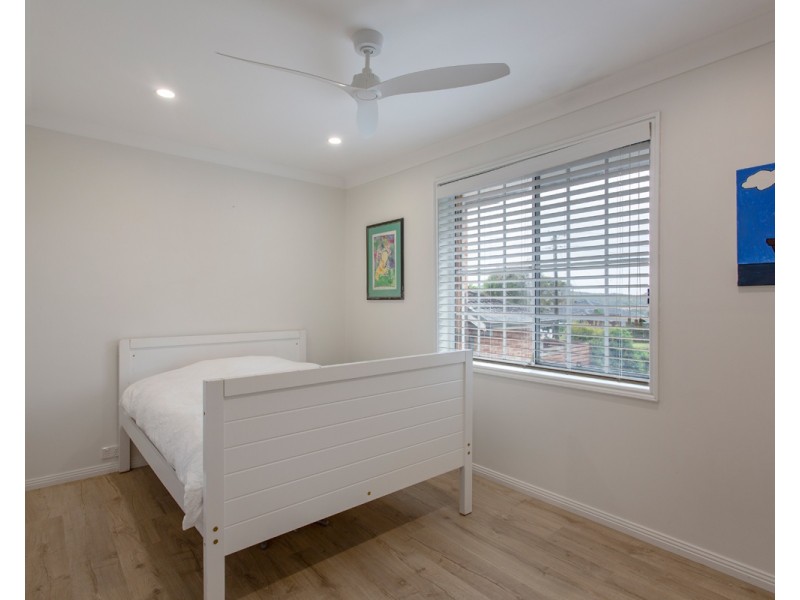 52 Berne Street, Bateau Bay NSW 2261