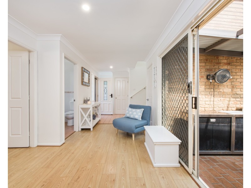 2/136 Stella Street, Toowoon Bay NSW 2261