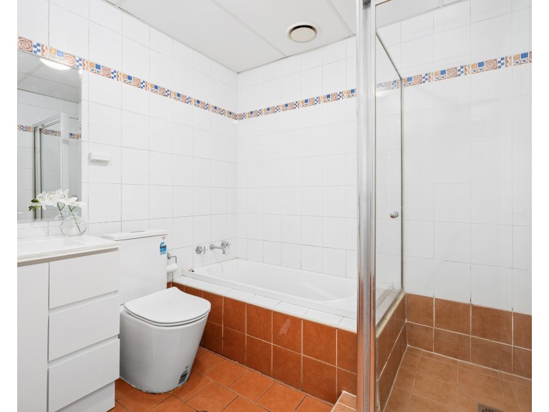 28/19-21 Central Coast Highway, West Gosford NSW 2250