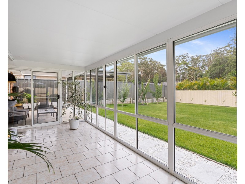 35 Jacana Avenue, Narara NSW 2250