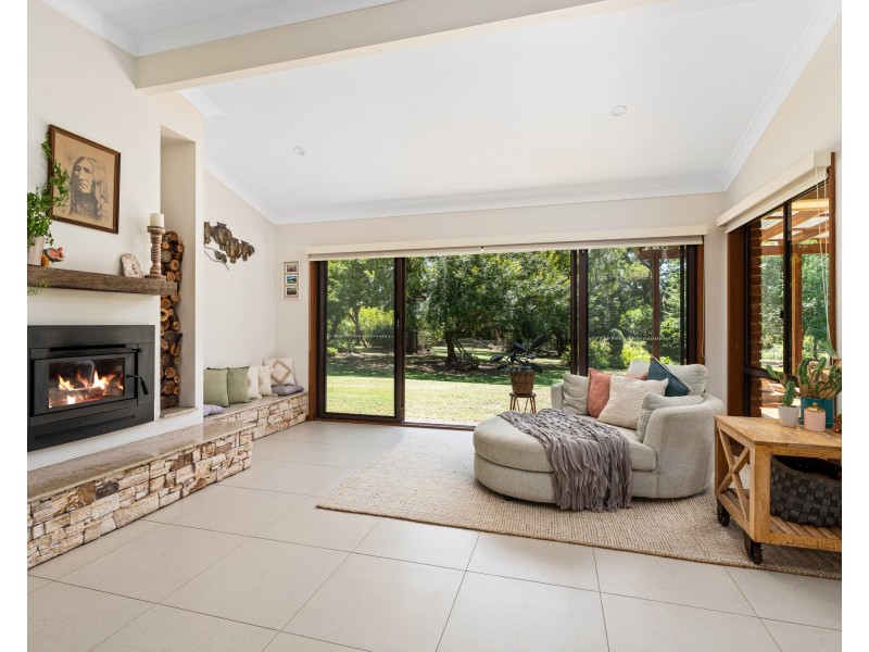 37 Currawong Road, Wamberal NSW 2260