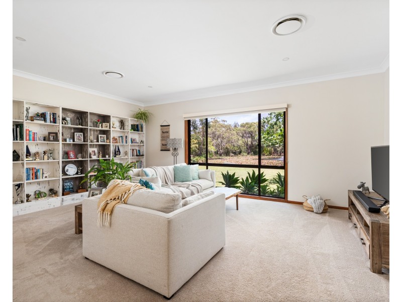 37 Currawong Road, Wamberal NSW 2260