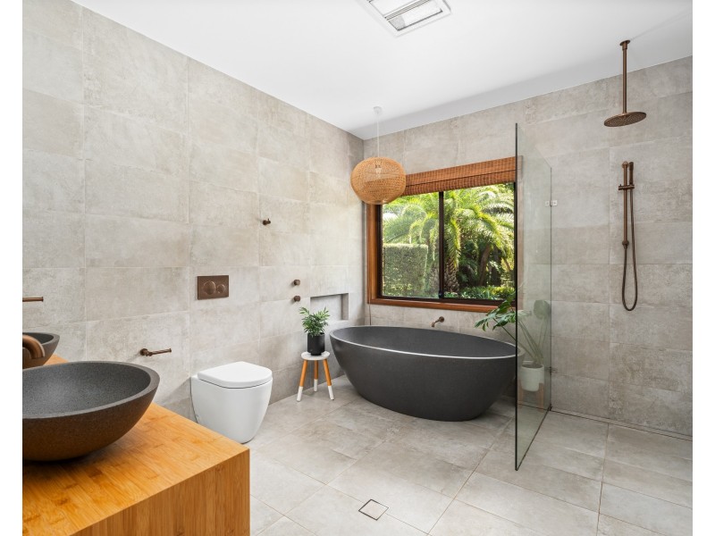 37 Currawong Road, Wamberal NSW 2260