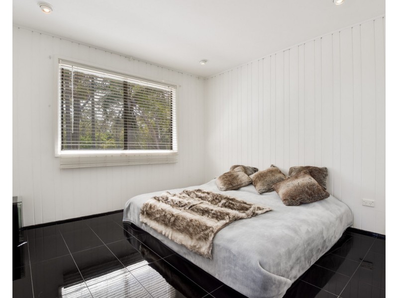 5 Malison Street, Wyoming NSW 2250