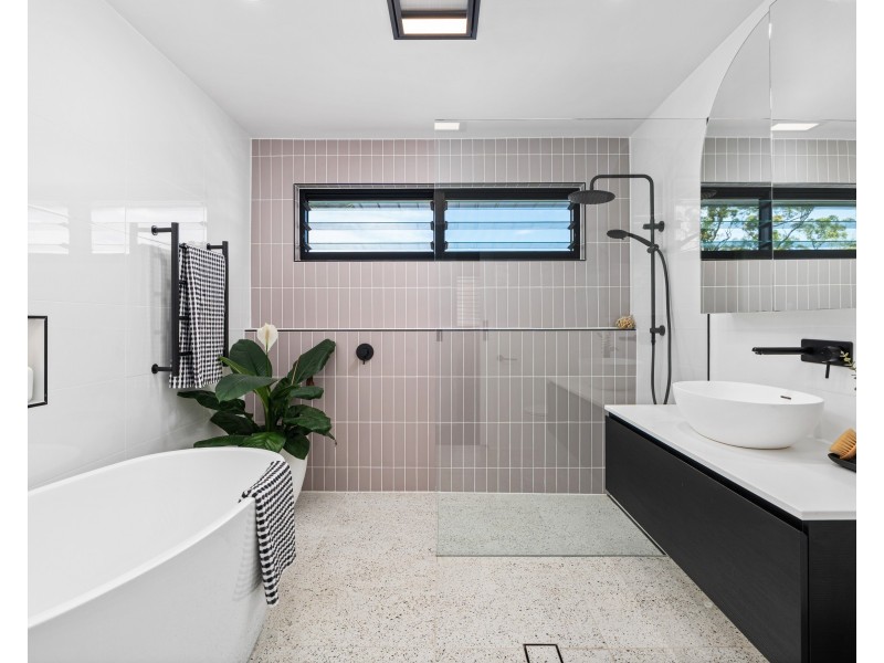 4 Langdene Close, Lisarow NSW 2250