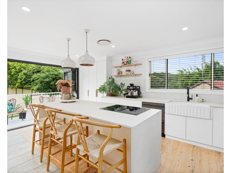 8 Egerton Place, Wyoming NSW 2250