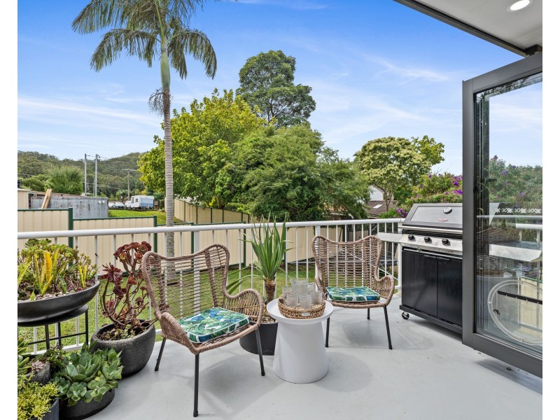 8 Egerton Place, Wyoming NSW 2250