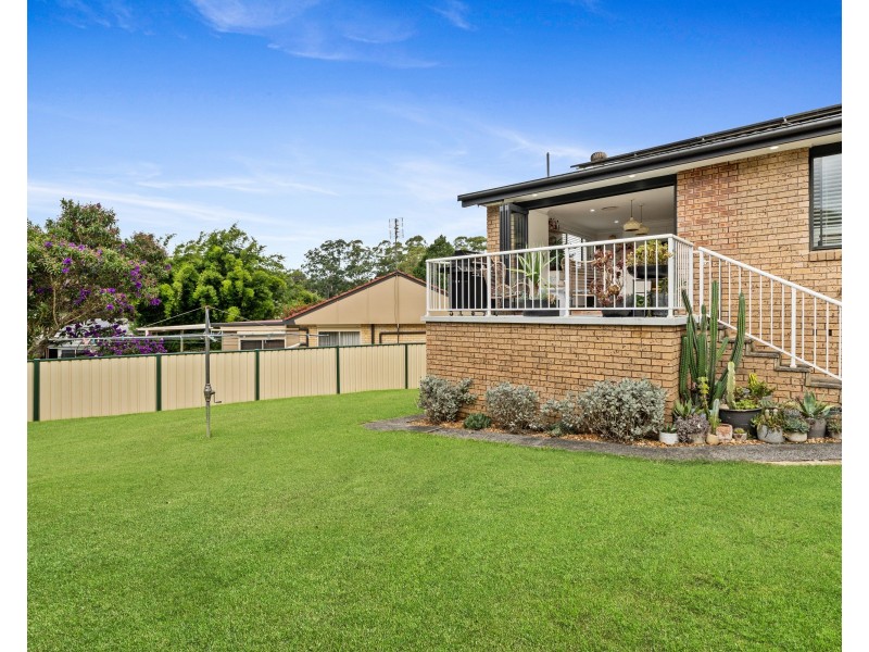 8 Egerton Place, Wyoming NSW 2250