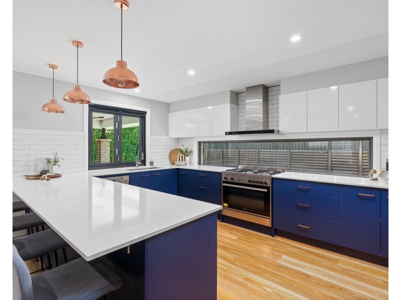 5 Allegra Lane, Narara NSW 2250