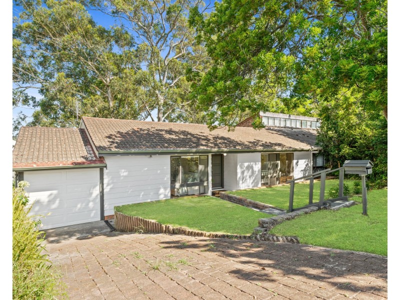 76 Berrys Head Road, Wyoming NSW 2250