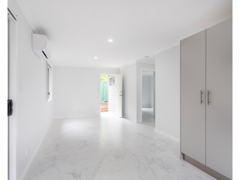 2a Ronald Avenue, Wyoming NSW 2250